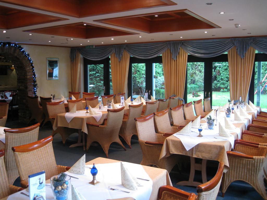 Hotel Restaurant "Waldschaenke" Wassenberg Esterno foto